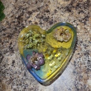 Heart-Shaped Resin Trinket Dish with Floral Design